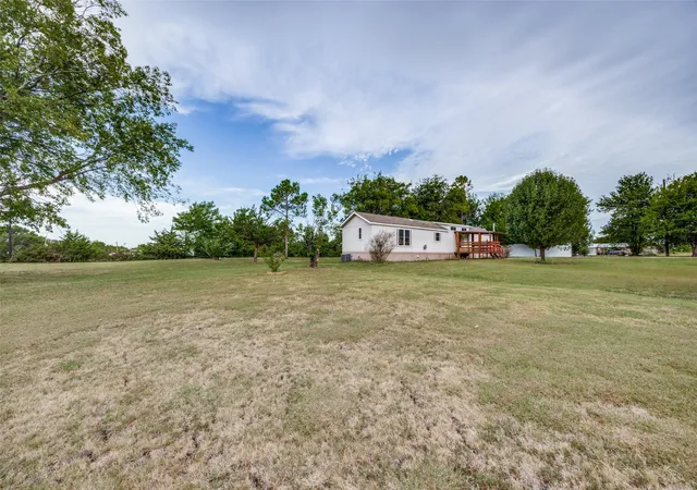 Photo 3 of Manufactured home for sale at 620 Pennell Rd, Sherman, TX 75090 | MLS# 21366890 | Listing updated on 2026-08-27