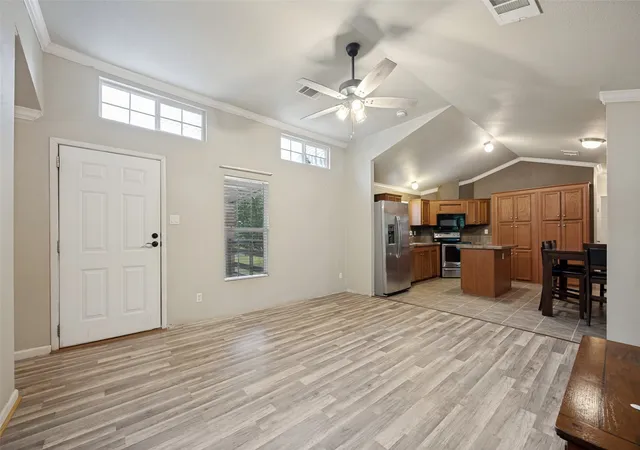 Photo 4 of Manufactured home for sale at 620 Pennell Rd, Sherman, TX 75090 | MLS# 21366890 | Listing updated on 2026-08-27