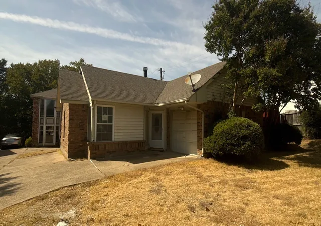 Photo 2 of Single family home for sale at 13247 Pandora Dr, Dallas, TX 75238 | MLS# 21365124 | Listing updated on 2026-08-25