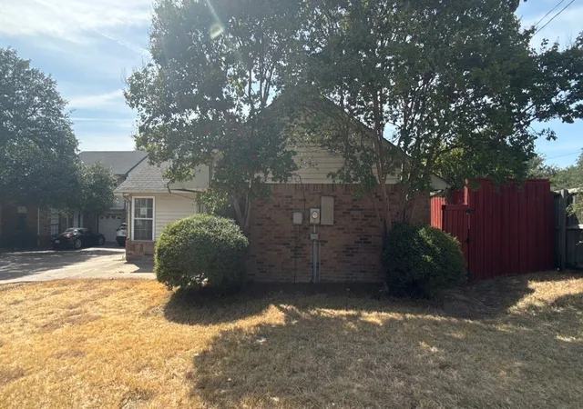 Photo 3 of Single family home for sale at 13247 Pandora Dr, Dallas, TX 75238 | MLS# 21365124 | Listing updated on 2026-08-25