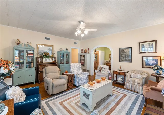 Photo 4 of Single family home for sale at 507 N Cactus Ave, Hubbard, TX 76648 | MLS# 21367532 | Listing updated on 2026-08-28