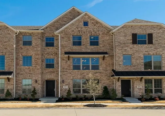 Photo 1 of Townhouse for sale at 297 Scotia St, Lewisville, TX 75056 | MLS# 21367566 | Listing updated on 2026-08-26