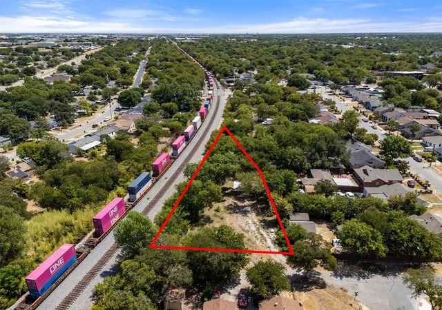 Photo 3 of Land for sale at 15 Wilkes Ave, Dallas, TX 75227 | MLS# 21367088 | Listing updated on 2026-08-24