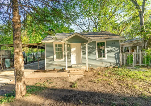 Photo 1 of Single family home for sale at 2314 Frank Henderson Jr Dr, Dallas, TX 75216 | MLS# 21367584 | Listing updated on 2026-08-24