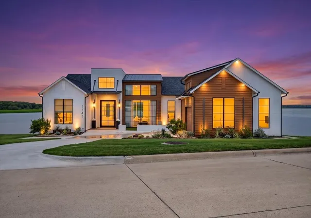 Photo 2 of Single family home for sale at 1141 Beacon Shore Rd, Kemp, TX 75143 | MLS# 21365349 | Listing updated on 2026-09-05