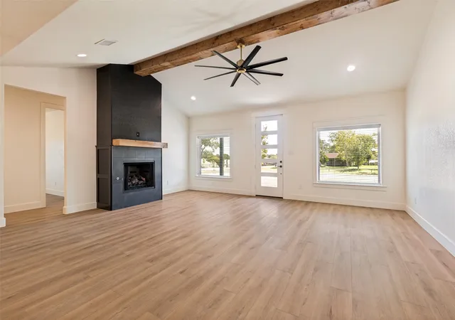 Photo 3 of Single family home for sale at 108 Keeter Rd, Springtown, TX 76082 | MLS# 21367629 | Listing updated on 2026-10-02