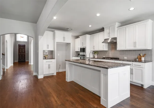 Photo 4 of Single family home for sale at 16105 Benbrook Blvd, Prosper, TX 75078 | MLS# 21363761 | Listing updated on 2026-08-24