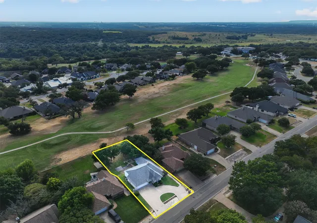 Photo 2 of Sale Pending at 8730 Bellechase Rd, Granbury, TX 76049 | MLS# 21367462 | Listing updated on 2026-09-28