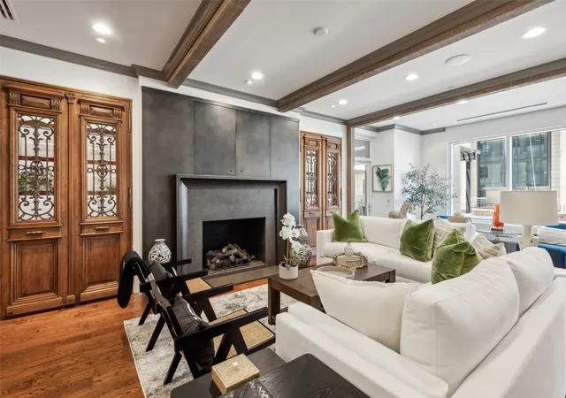 Photo 2 of Condo for sale at 2300 Wolf St #3D, Dallas, TX 75201 | MLS# 21367674 | Listing updated on 2026-08-24
