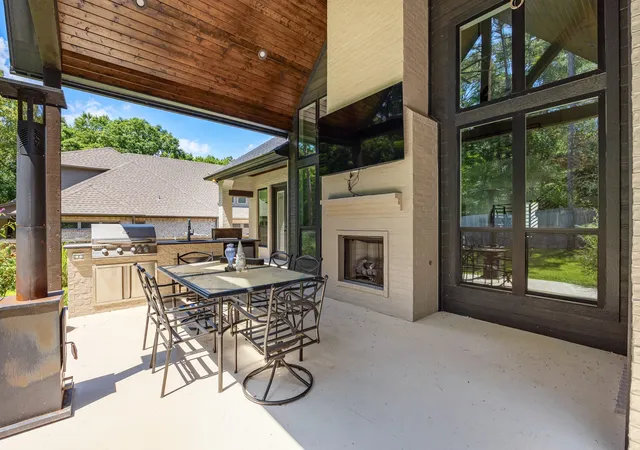 Photo 3 of Single family home for sale at 9261 Caddo Ridge Cvs, Tyler, TX 75703 | MLS# 21367693 | Listing updated on 2026-08-24