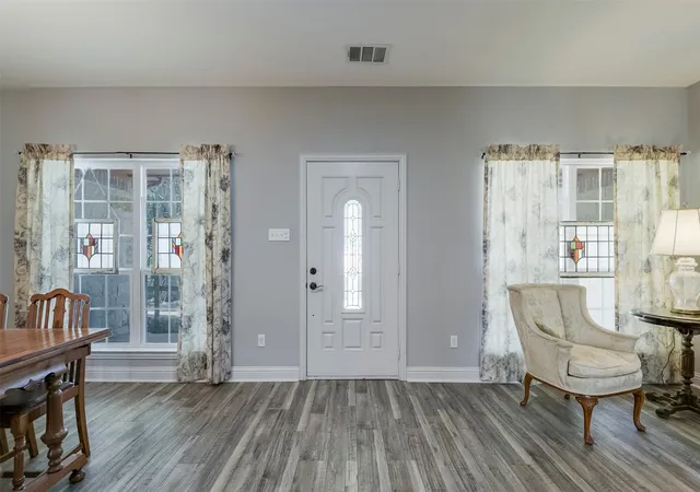 Photo 2 of Single family home for sale at 401 Carter Rd, Italy, TX 76651 | MLS# 21367504 | Listing updated on 2026-10-07
