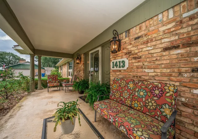 Photo 3 of Single family home for sale at 1413 S Main St S, Lindale, TX 75771 | MLS# 21364463 | Listing updated on 2026-08-24