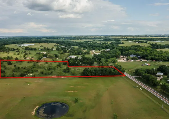 Photo 2 of Sale Pending at 6761 Fm 660, Ennis, TX 75119 | MLS# 21367732 | Listing updated on 2026-08-25