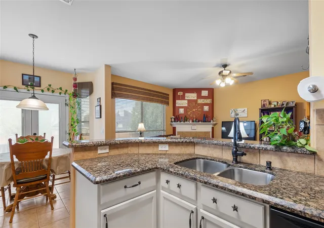 Single family home for sale at 615 Rosarita Rd, Arlington, TX 76002 | MLS# 21367249