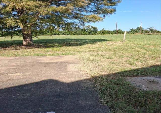 Photo 4 of Single family home for sale at 2020 Farm Road 909, Clarksville, TX 75426 | MLS# 21367221 | Listing updated on 2026-09-04