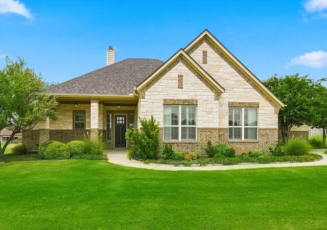 Single family home for sale at 14008 Cromer Dr, Newark, TX 76071 | MLS# 21366990