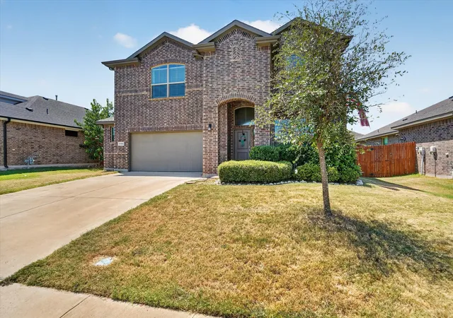 Photo 3 of Single family home for sale at 1104 Larkspur Ln, Cleburne, TX 76033 | MLS# 21357347 | Listing updated on 2026-10-05