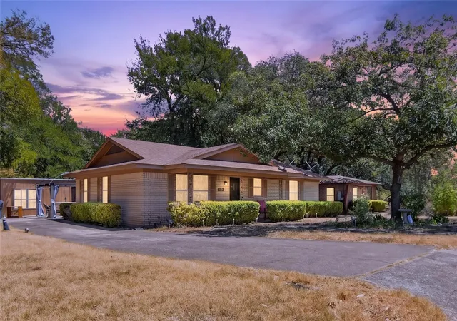 Photo 1 of Single family home for sale at 3117 N 15th St, Waco, TX 76708 | MLS# 21367703 | Listing updated on 2026-09-03