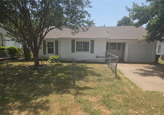 Photo 1 of Single family home for sale at 5702 Forney Rd, Dallas, TX 75227 | MLS# 21365661 | Listing updated on 2026-09-17