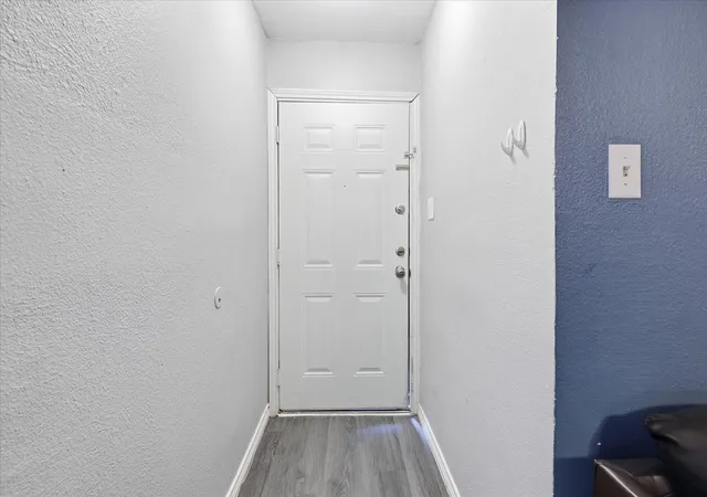 Photo 4 of Single family home for sale at 921 Baldwin St, Denton, TX 76205 | MLS# 21357724 | Listing updated on 2026-08-24
