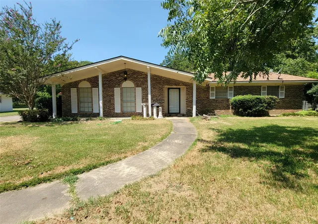 Photo 1 of Single family home for sale at 303 Merrill, New Boston, TX 75570 | MLS# 21367783 | Listing updated on 2026-08-24