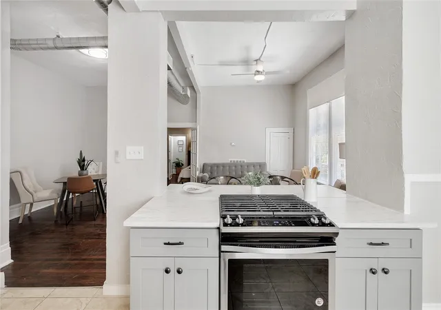 Photo 3 of House for sale at 4630 Junius St, Dallas, TX 75246 | MLS# 21367085 | Listing updated on 2026-08-27
