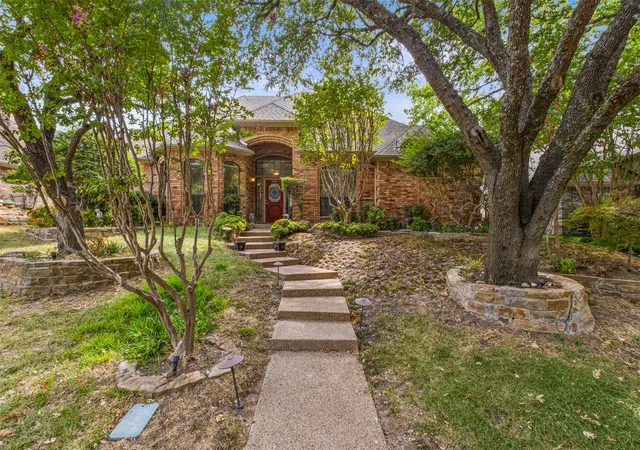 Photo 1 of Single family home for sale at 2616 Tulip Dr, Richardson, TX 75082 | MLS# 21361965 | Listing updated on 2026-08-24
