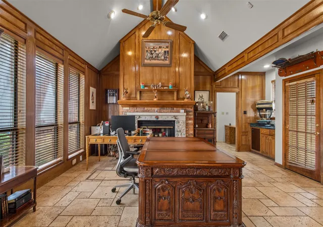 Photo 3 of Sale Pending at 2616 Tulip Dr, Richardson, TX 75082 | MLS# 21361965 | Listing updated on 2026-10-02