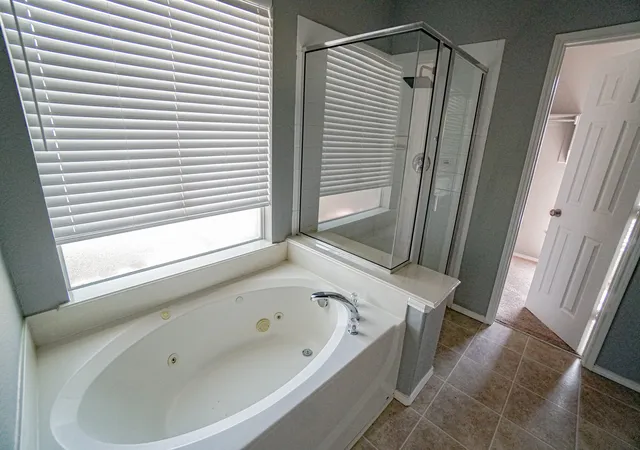 Photo 4 of Single family home for sale at 2285 Timber Creek Dr, Rockwall, TX 75032 | MLS# 21365924 | Listing updated on 2026-08-24