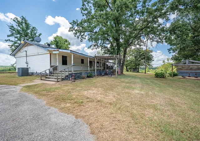 Photo 2 of Single family home for sale at 4358 E County Road 367, Henderson, TX 75654 | MLS# 21367818 | Listing updated on 2026-08-31