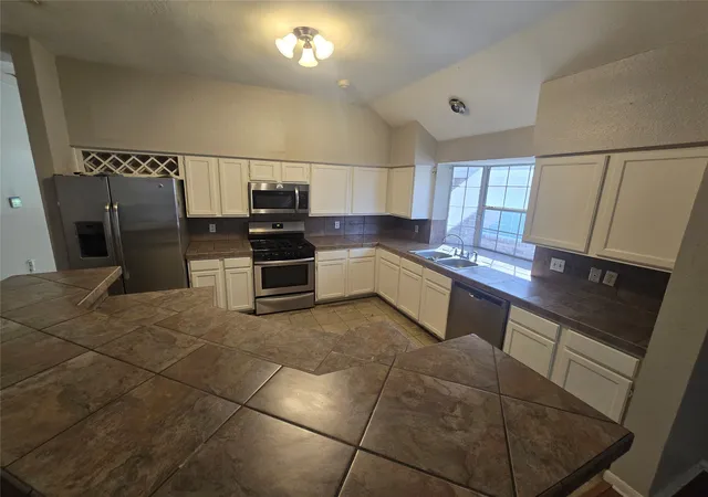 Photo 3 of Single family home for sale at 1545 Tuley St, Cedar Hill, TX 75104 | MLS# 21319758 | Listing updated on 2026-09-25