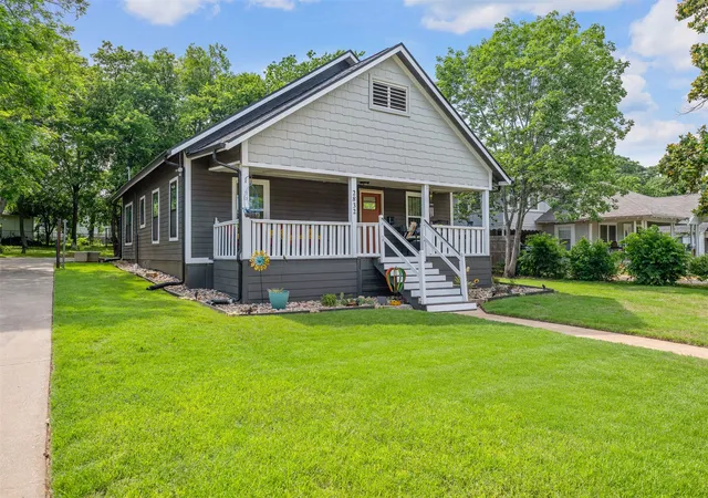 Photo 1 of Single family home for sale at 2832 Forest Ave, Fort Worth, TX 76112 | MLS# 21345732 | Listing updated on 2026-08-24
