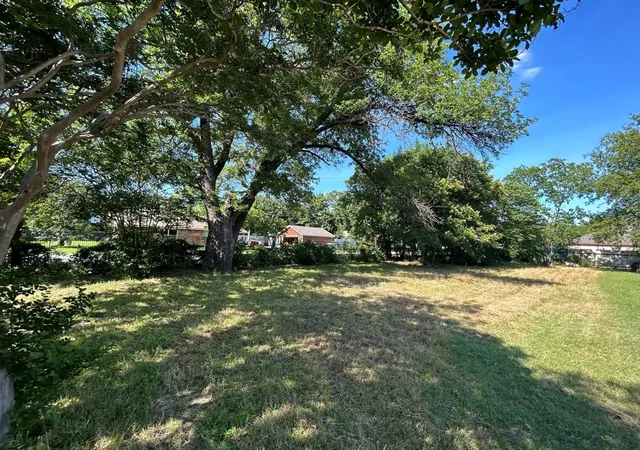 Photo 1 of Land for sale at 3806 Maybeth St, Dallas, TX 75212 | MLS# 21367885 | Listing updated on 2026-08-24