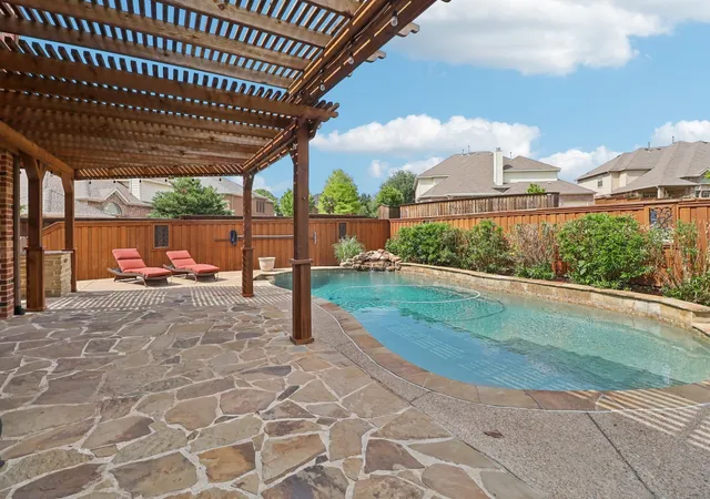 Photo 1 of Single family home for sale at 3912 Thorndale Ln, Rockwall, TX 75087 | MLS# 21367893 | Listing updated on 2026-08-24