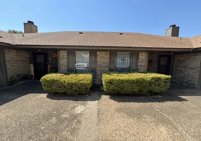 Photo 3 of Multi family home for sale at 4517 Tall Meadow Ln #4519, Fort Worth, TX 76133 | MLS# 21351223 | Listing updated on 2026-08-25