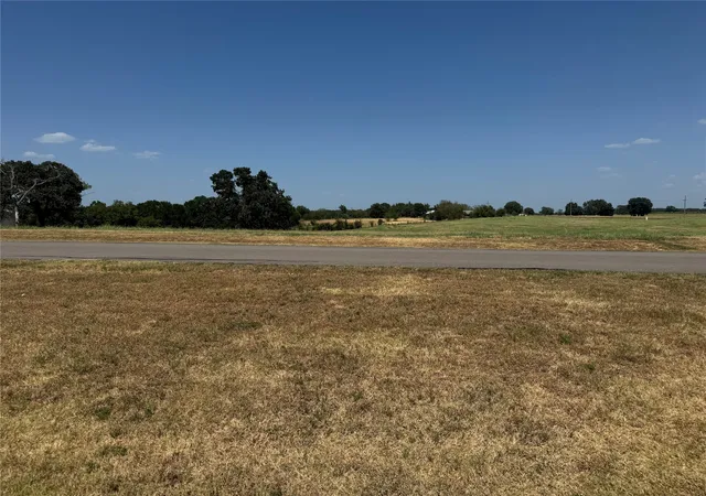 Photo 4 of Land for sale at 355 Peninsula Dr, Honey Grove, TX 75446 | MLS# 21360498 | Listing updated on 2026-08-24