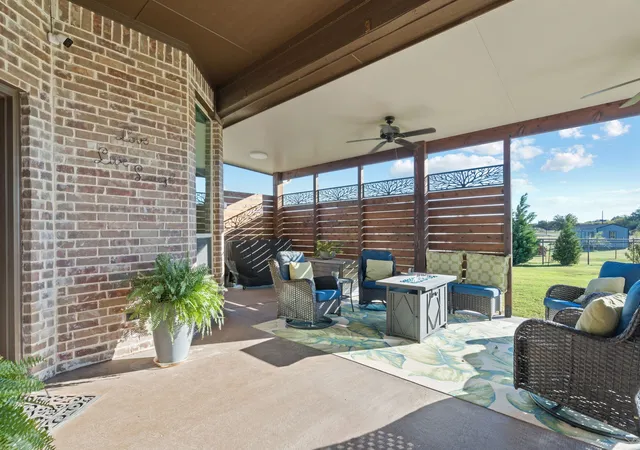 Photo 1 of Single family home for sale at 104 Carls Ct, Boyd, TX 76023 | MLS# 21366386 | Listing updated on 2026-09-26