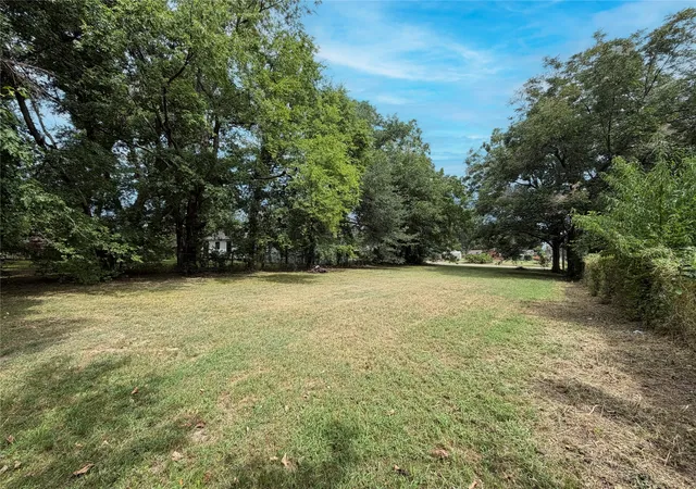 Photo 3 of Land for sale at 124 E Crockett St, De Kalb, TX 75559 | MLS# 21367974 | Listing updated on 2026-09-01