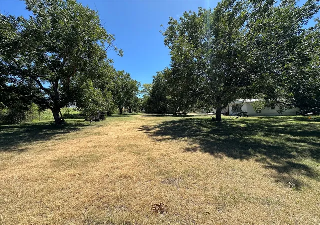 Photo 3 of Single family home for sale at 1001 Hwy 36, Comanche, TX 76442 | MLS# 21367981 | Listing updated on 2026-10-05