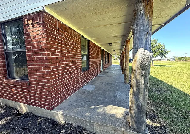 Photo 4 of Single family home for sale at 1599 County Road 2925, Dodd City, TX 75438 | MLS# 21368012 | Listing updated on 2026-09-29