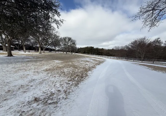 Photo 4 of House for sale at 5899 Cedar Ridge Dr, Ovilla, TX 76065 | MLS# 21306010 | Listing updated on 2026-08-25