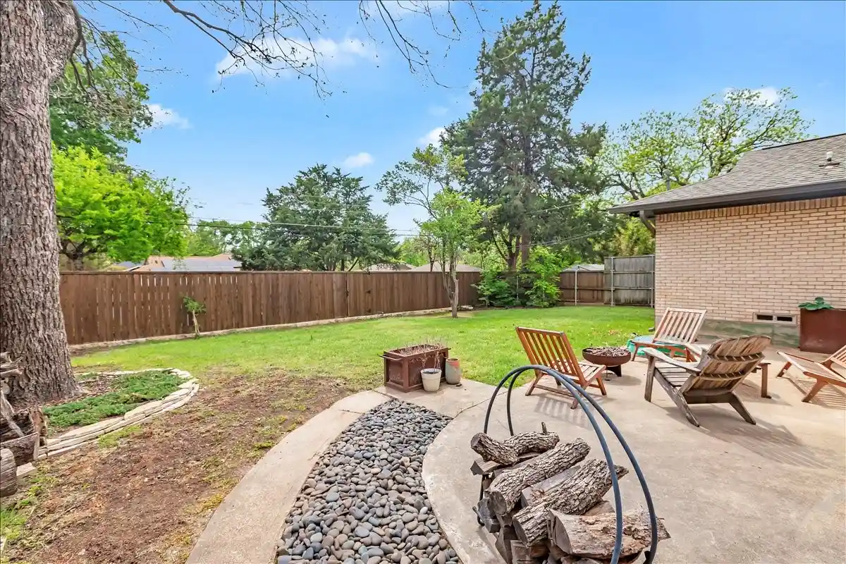 Photo 1 of Single family home for sale at 8030 Hunnicut Rd, Dallas, TX 75228 | MLS# 21368129 | Listing updated on 2026-10-24