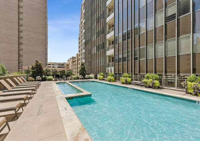 Photo 2 of Condo for sale at 1200 Main St #508, Dallas, TX 75202 | MLS# 21364112 | Listing updated on 2026-08-25