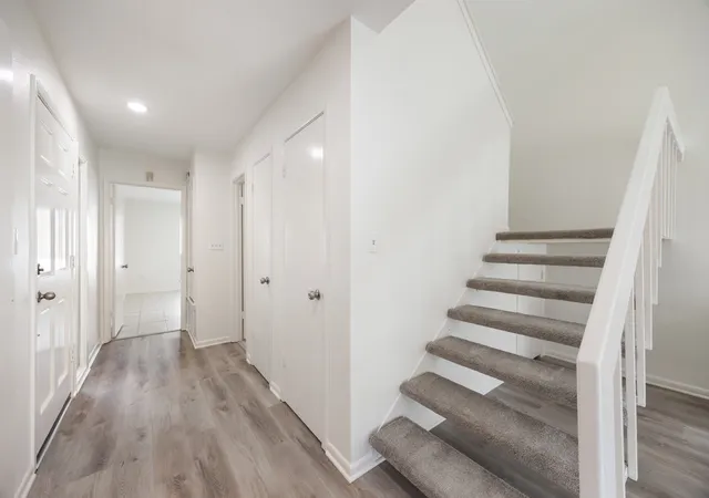 Photo 2 of Townhouse for sale at 9807 Bent Branch Ln, Dallas, TX 75243 | MLS# 21364107 | Listing updated on 2026-08-25
