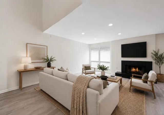 Photo 3 of Townhouse for sale at 9807 Bent Branch Ln, Dallas, TX 75243 | MLS# 21364107 | Listing updated on 2026-08-25