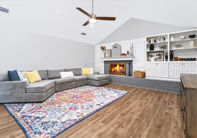 Photo 3 of Sale Pending at 3313 Bobwhite Dr, Bedford, TX 76021 | MLS# 21367163 | Listing updated on 2026-09-27