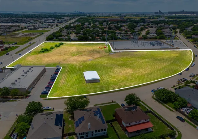 Photo 1 of Land for sale at 1051 Grand Central Pkwy, Saginaw, TX 76131 | MLS# 21368283 | Listing updated on 2026-08-25