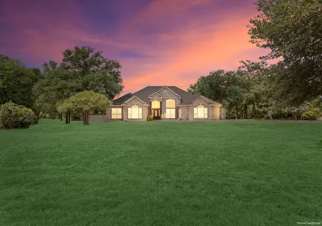 Photo 1 of Single family home for sale at 111 Spring Creek St, Waco, TX 76705 | MLS# 21368228 | Listing updated on 2026-09-29