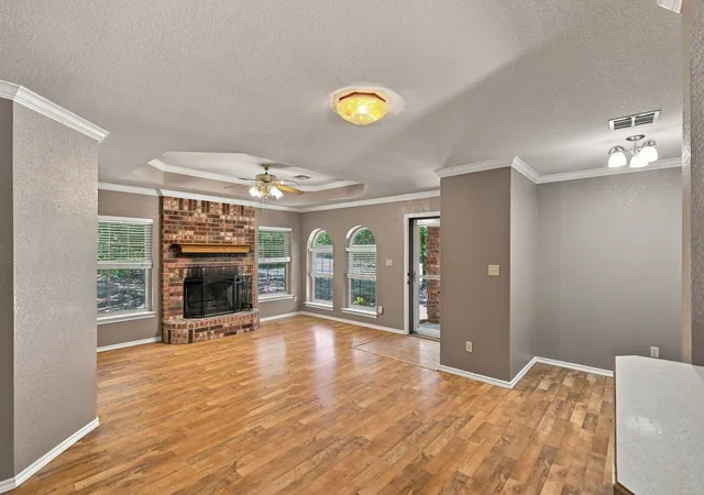 Photo 3 of Single family home for sale at 31003 Doe Run Ct, Whitney, TX 76692 | MLS# 21365252 | Listing updated on 2026-08-25