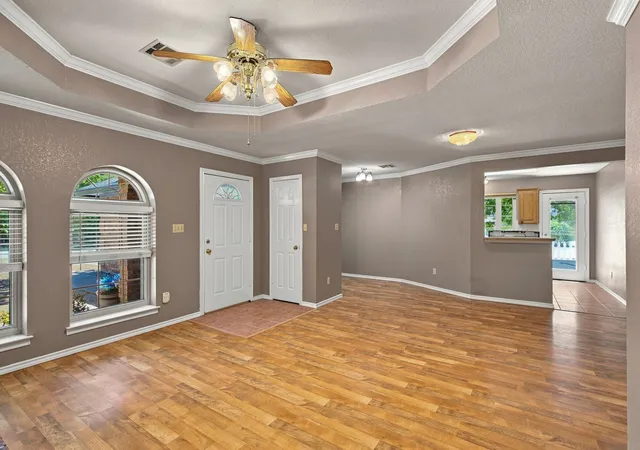 Photo 4 of Single family home for sale at 31003 Doe Run Ct, Whitney, TX 76692 | MLS# 21365252 | Listing updated on 2026-08-25